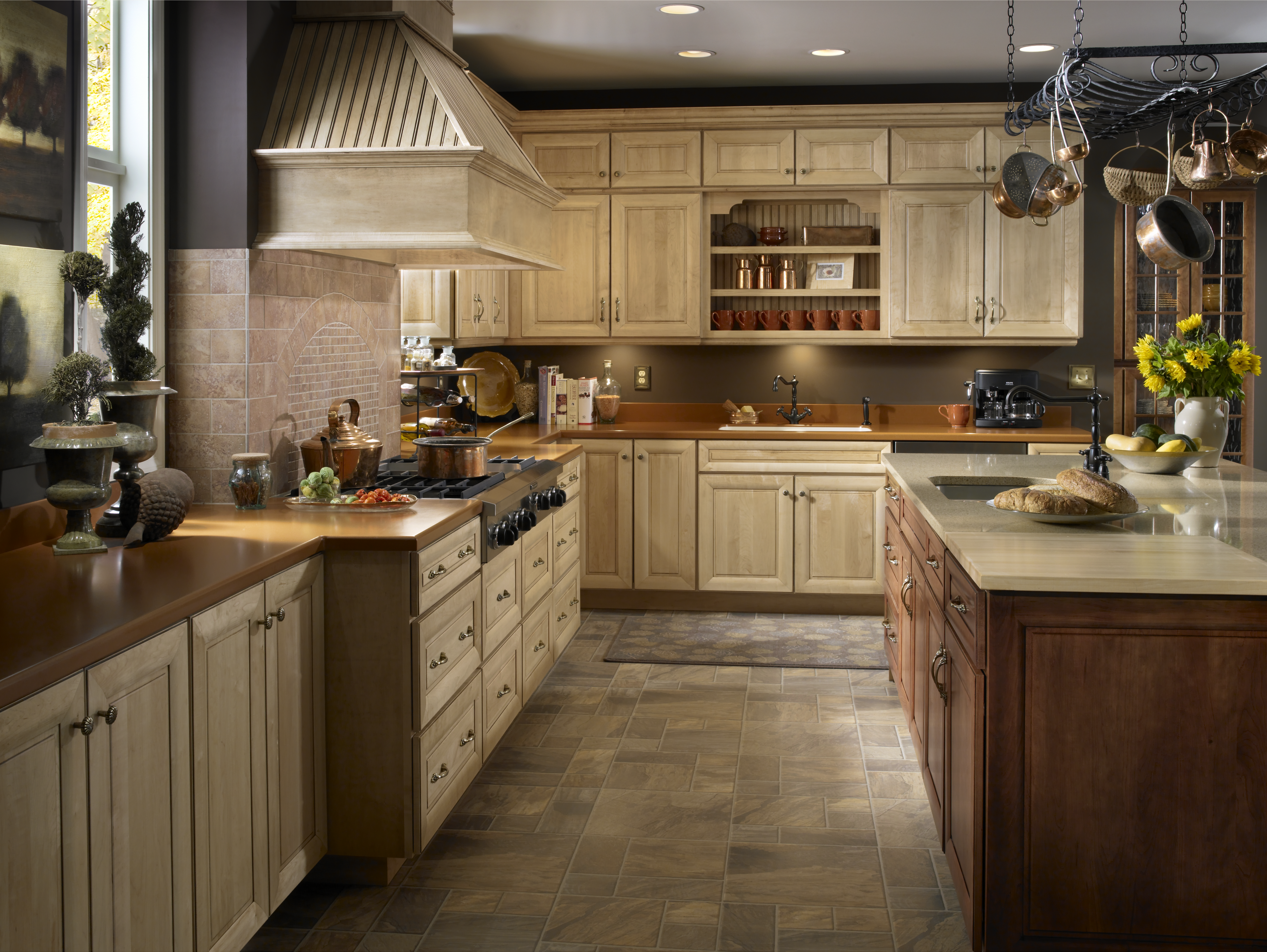 Traditional Kitchen Cabinetry